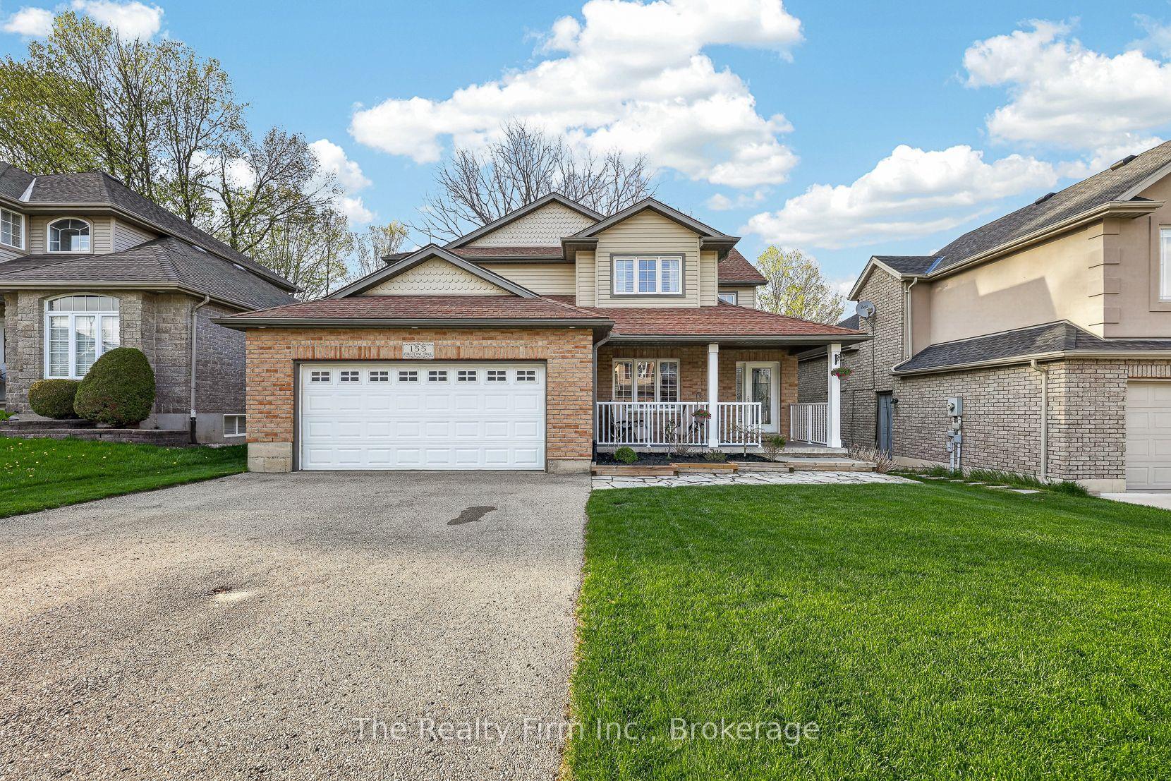 155 Forestway Trail — photo 1