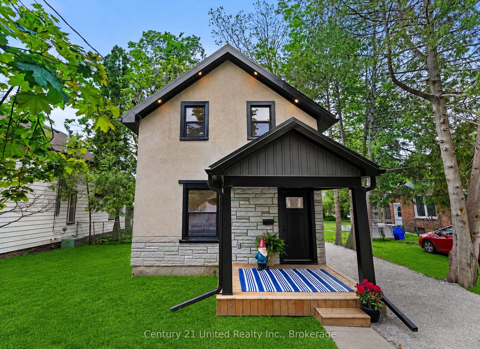 633 Rogers Street — photo 1