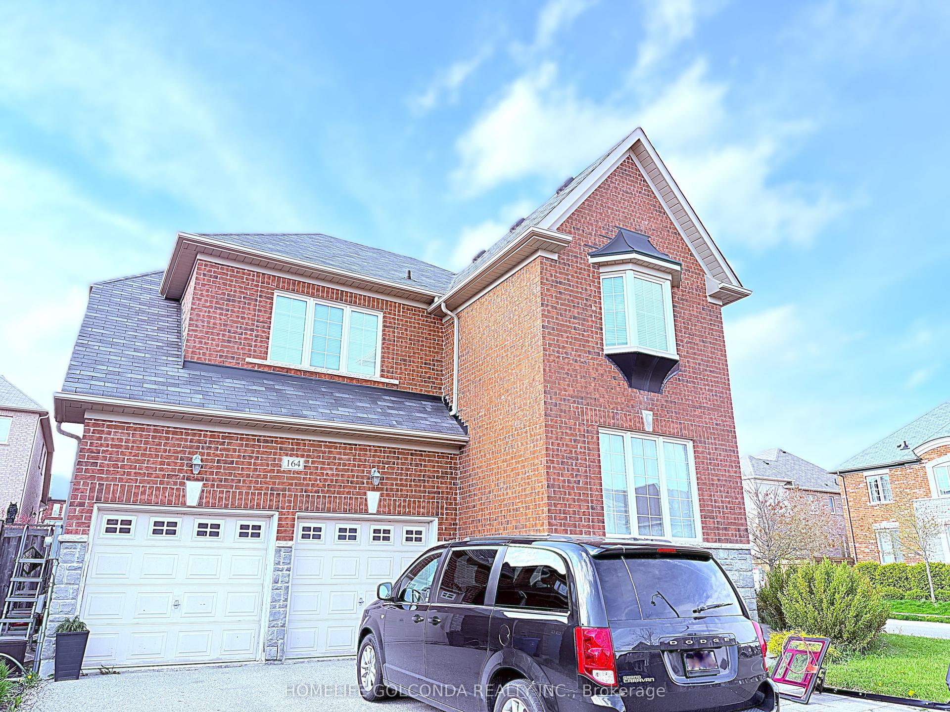 164 Emma Broadbent Court — photo 1