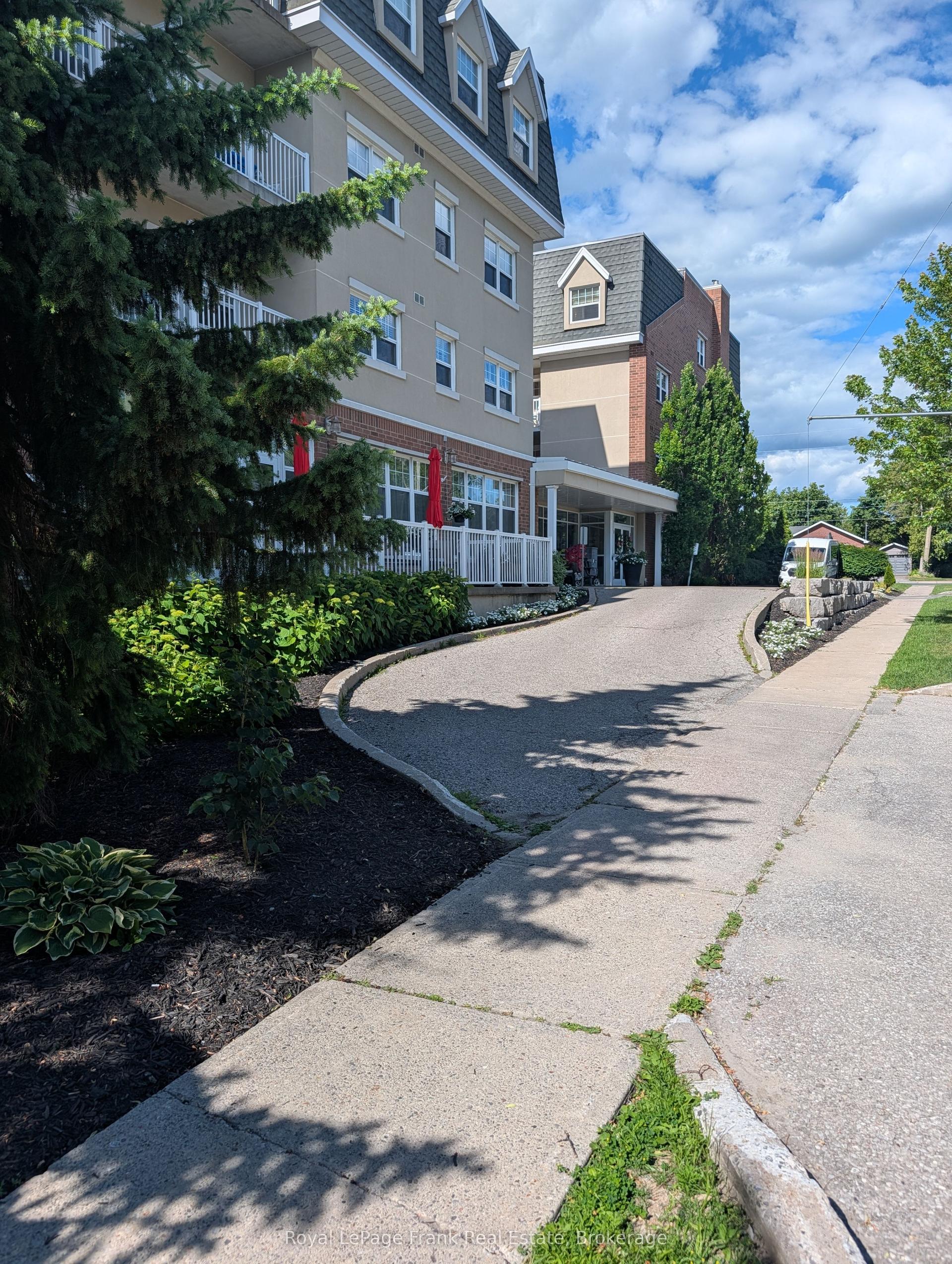 240 Chapel Street 425 #425, Cobourg — Condo for sale, photo 1