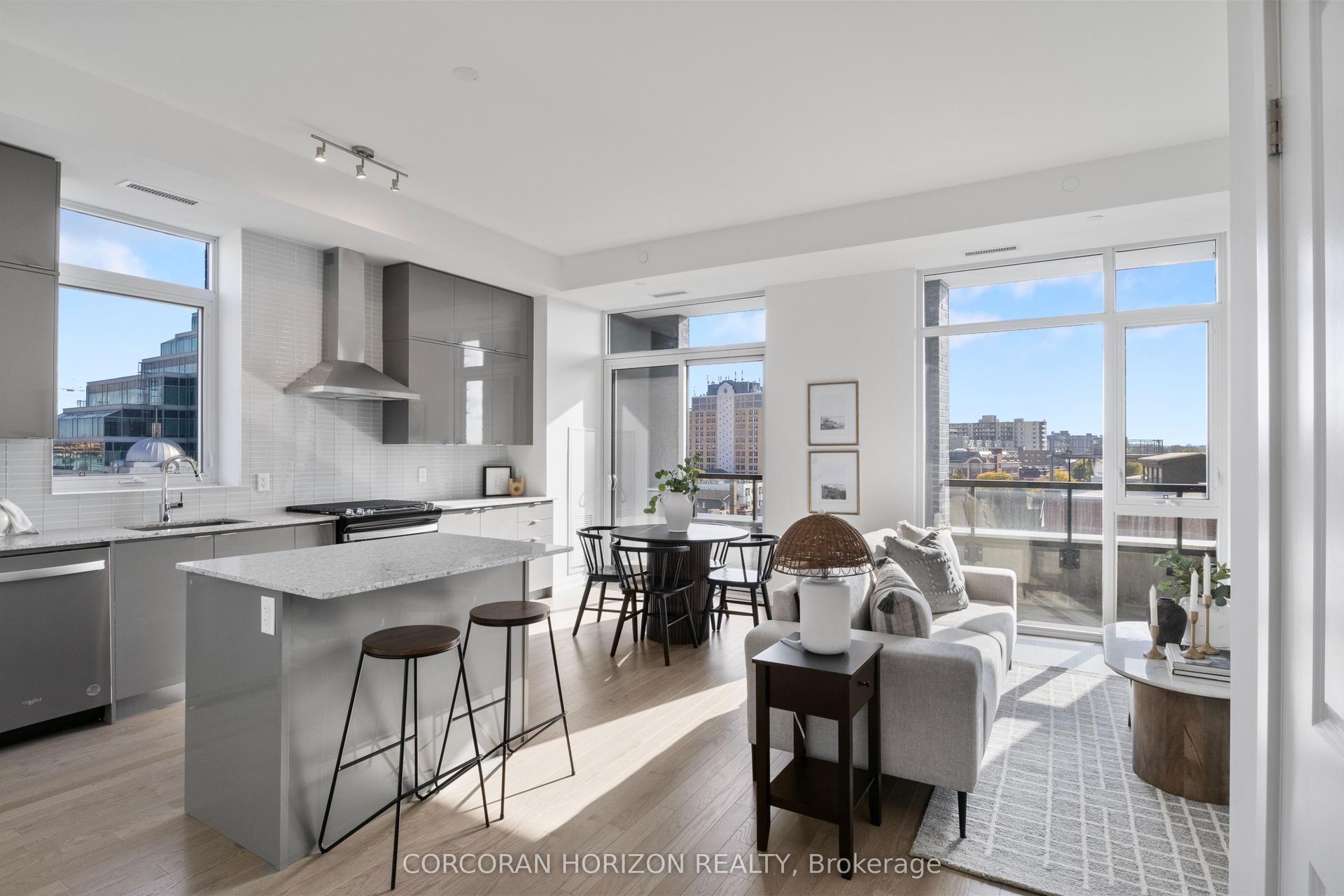 55 Duke Street W 420 #420 — photo 1