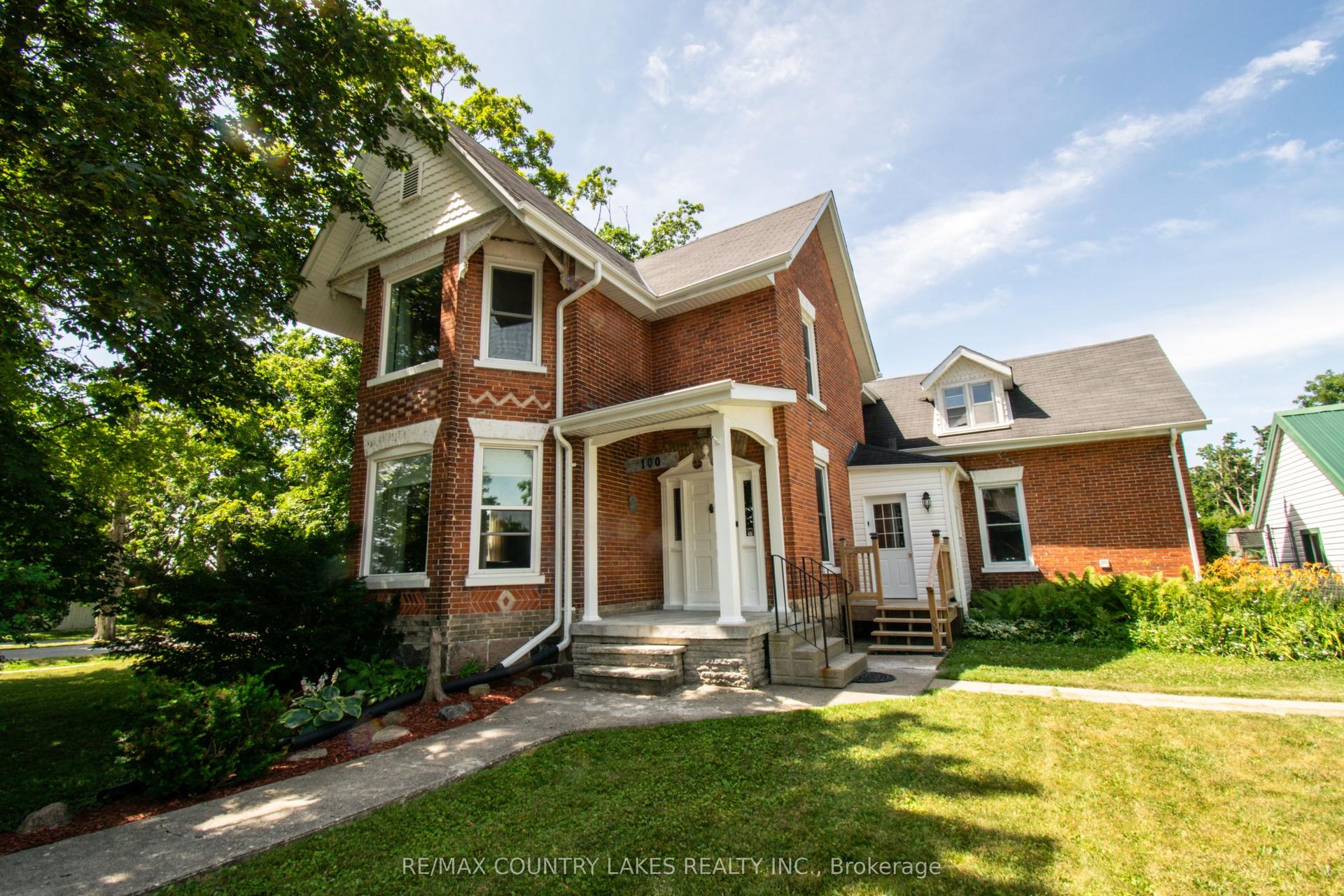 100 Nappadale Street, Kawartha Lakes — Detached for sale, photo 1