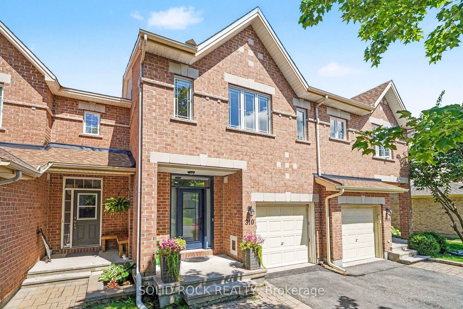 310 Grey Seal Circle, Blossom Park - Airport and Area — Townhouse for sale, photo 1