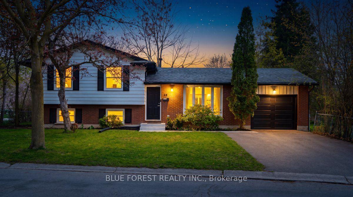 35 Rollscourt Gardens — photo 1