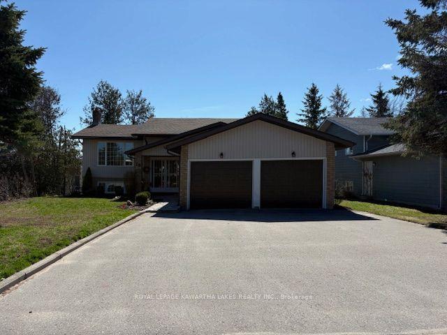 20 Cedartree Lane — photo 1