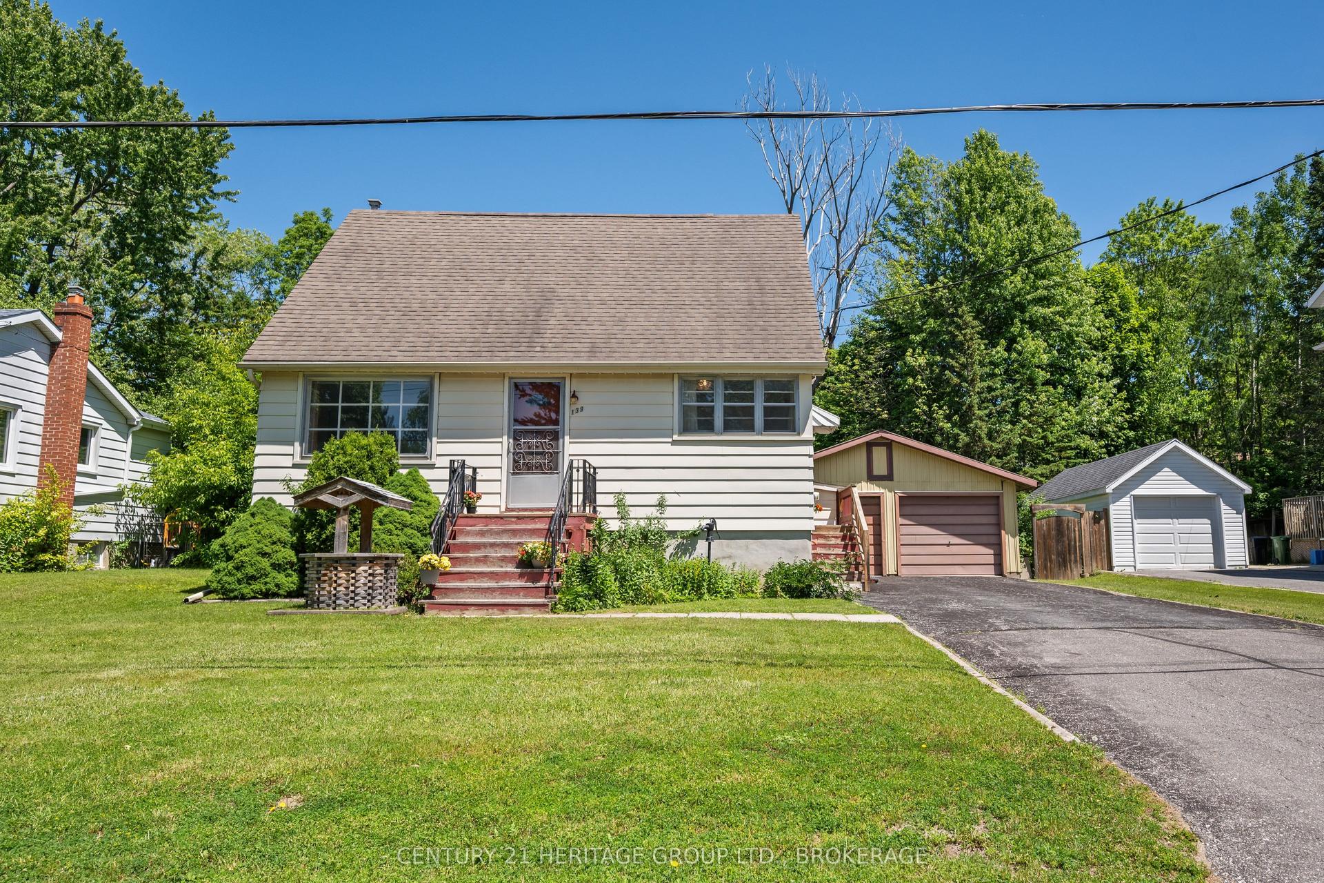 139 Florence Street — photo 1
