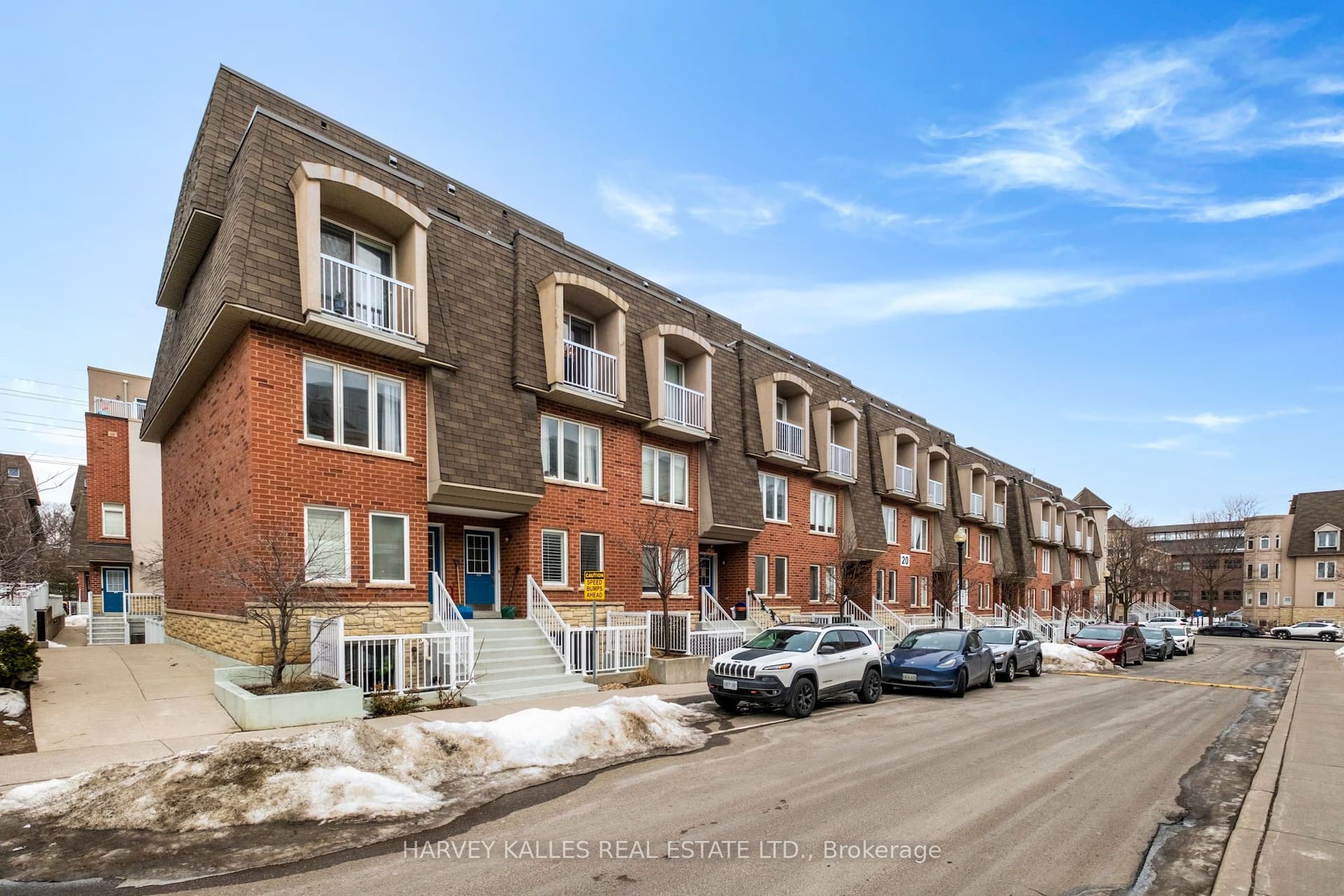 20 Turntable Crescent 18 #18 — photo 1