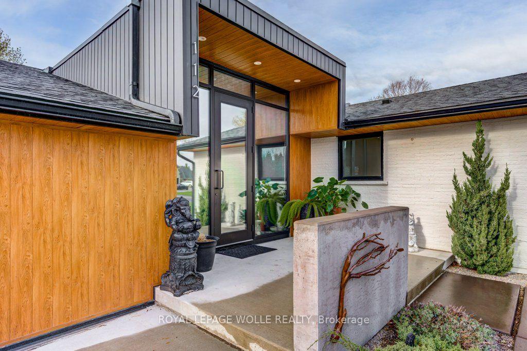 112 Mitchell Street — photo 1