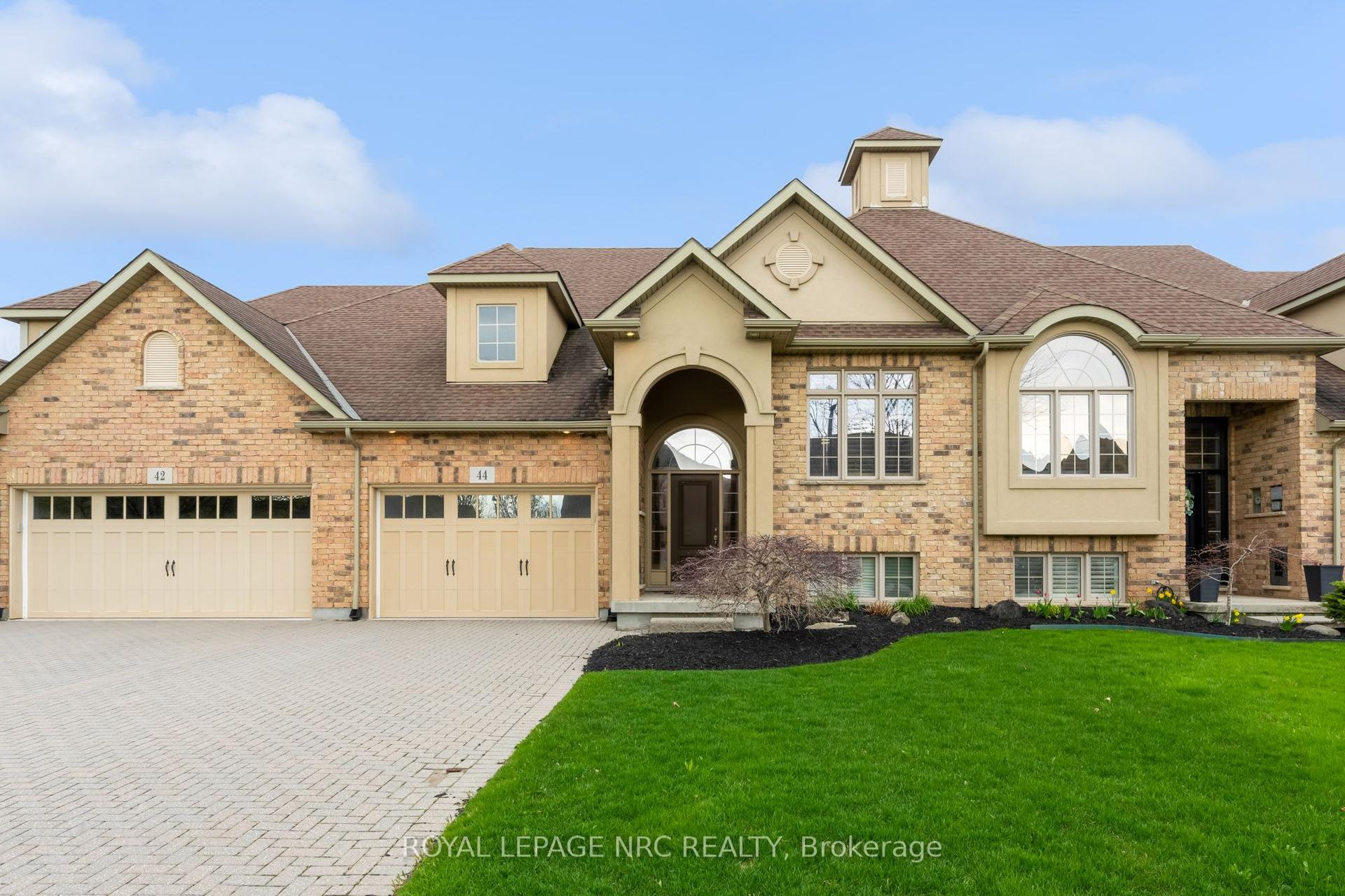 44 Kline Crescent — photo 1