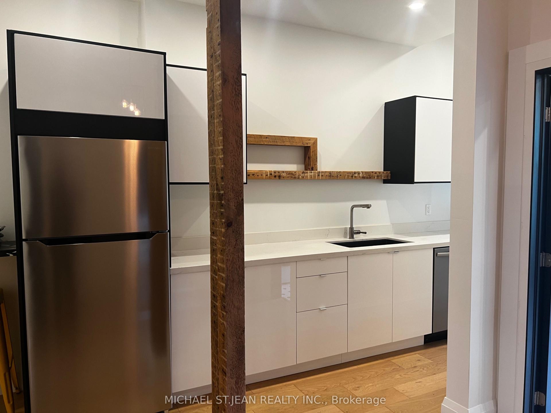 158 Wellington Street S 1 #1, Hamilton — Detached for lease, photo 1