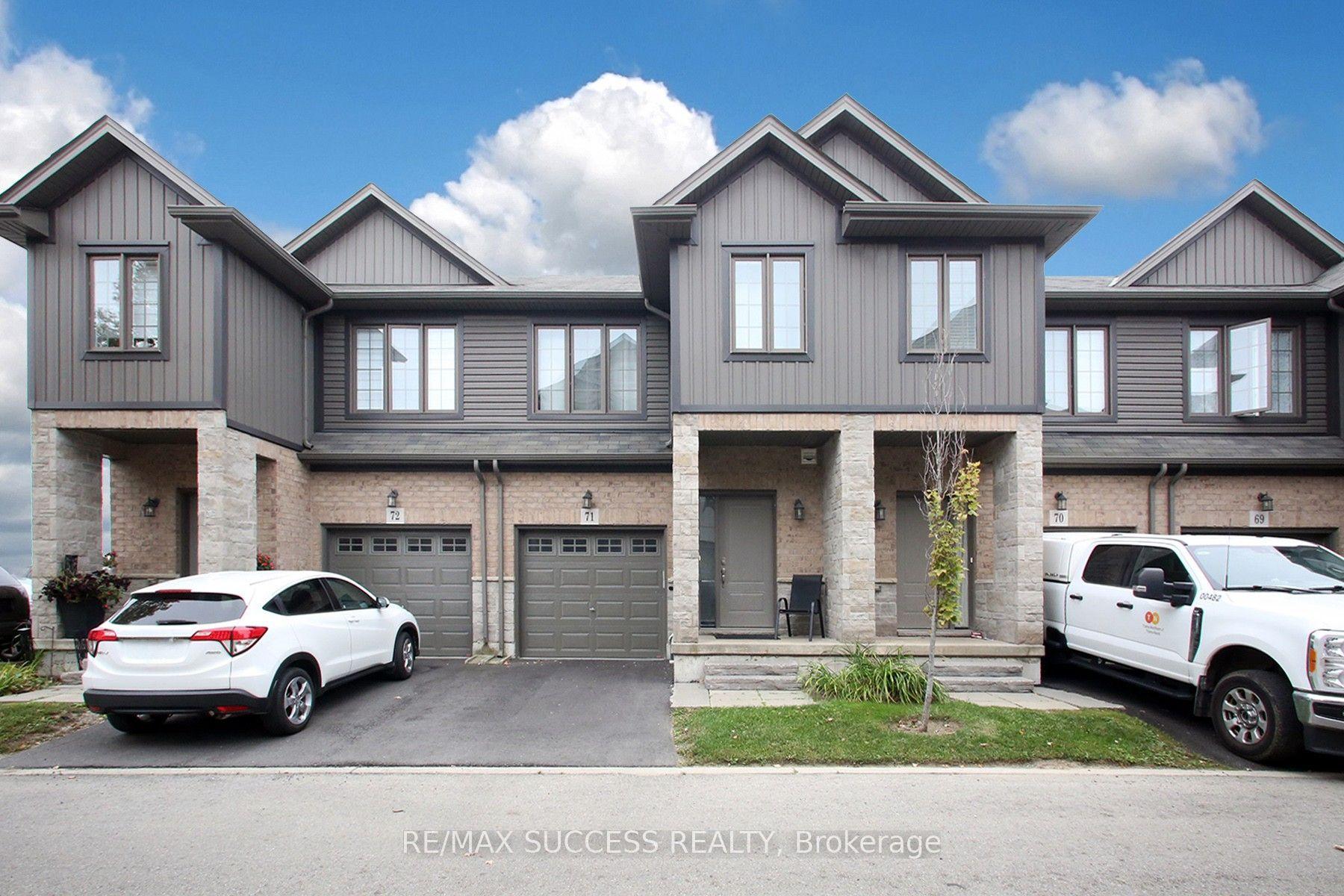 377 Glancaster Road 71 #71, Hamilton — Condo Town for sale, photo 1