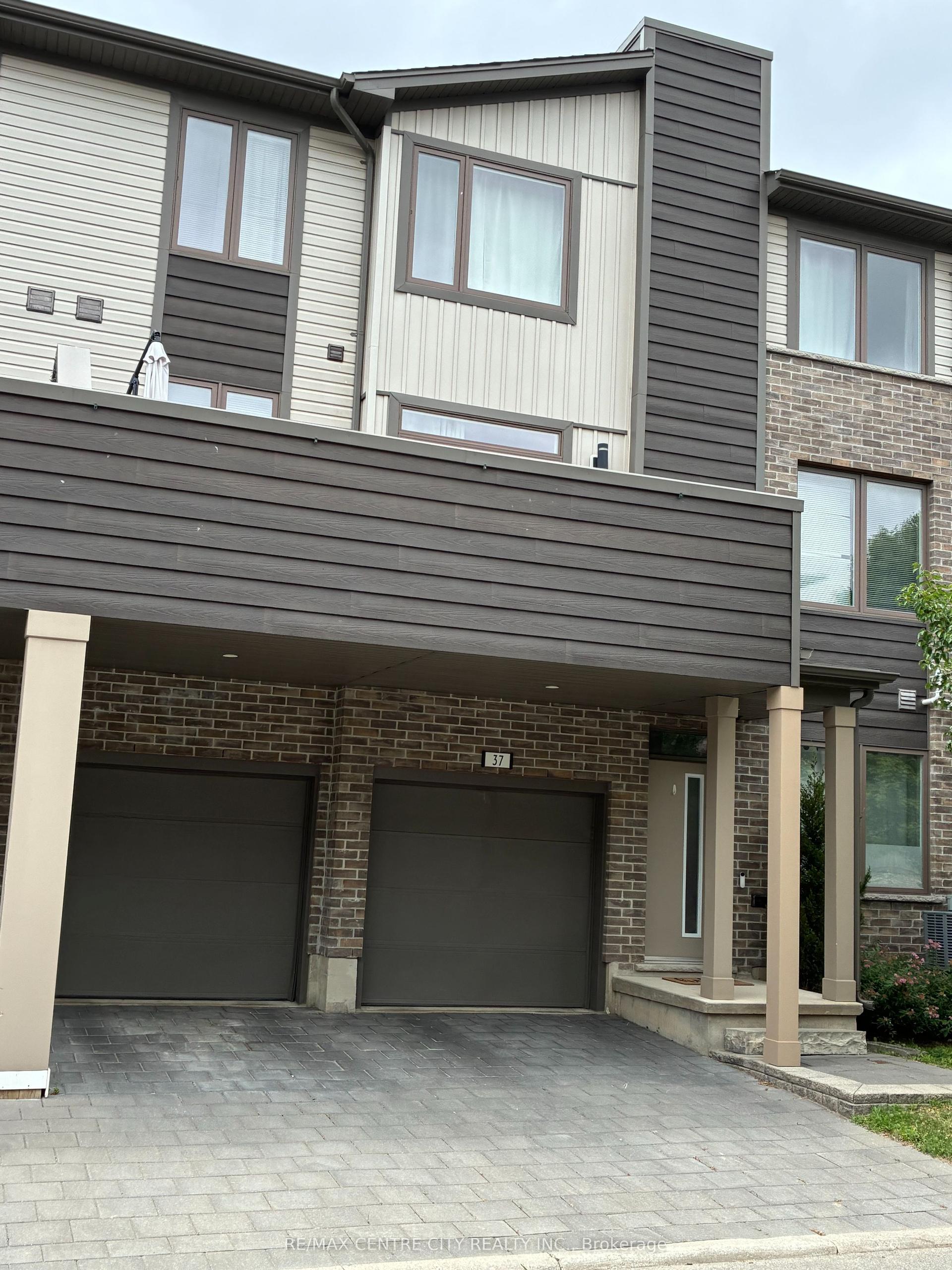 2070 Meadowgate Boulevard 37 #37, London South — Condo Town for lease, photo 1