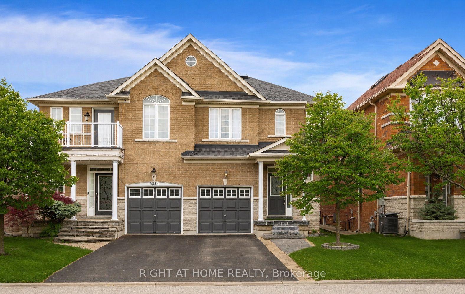 3852 Bloomington Crescent, Mississauga — Semi-Detached for sale, photo 1