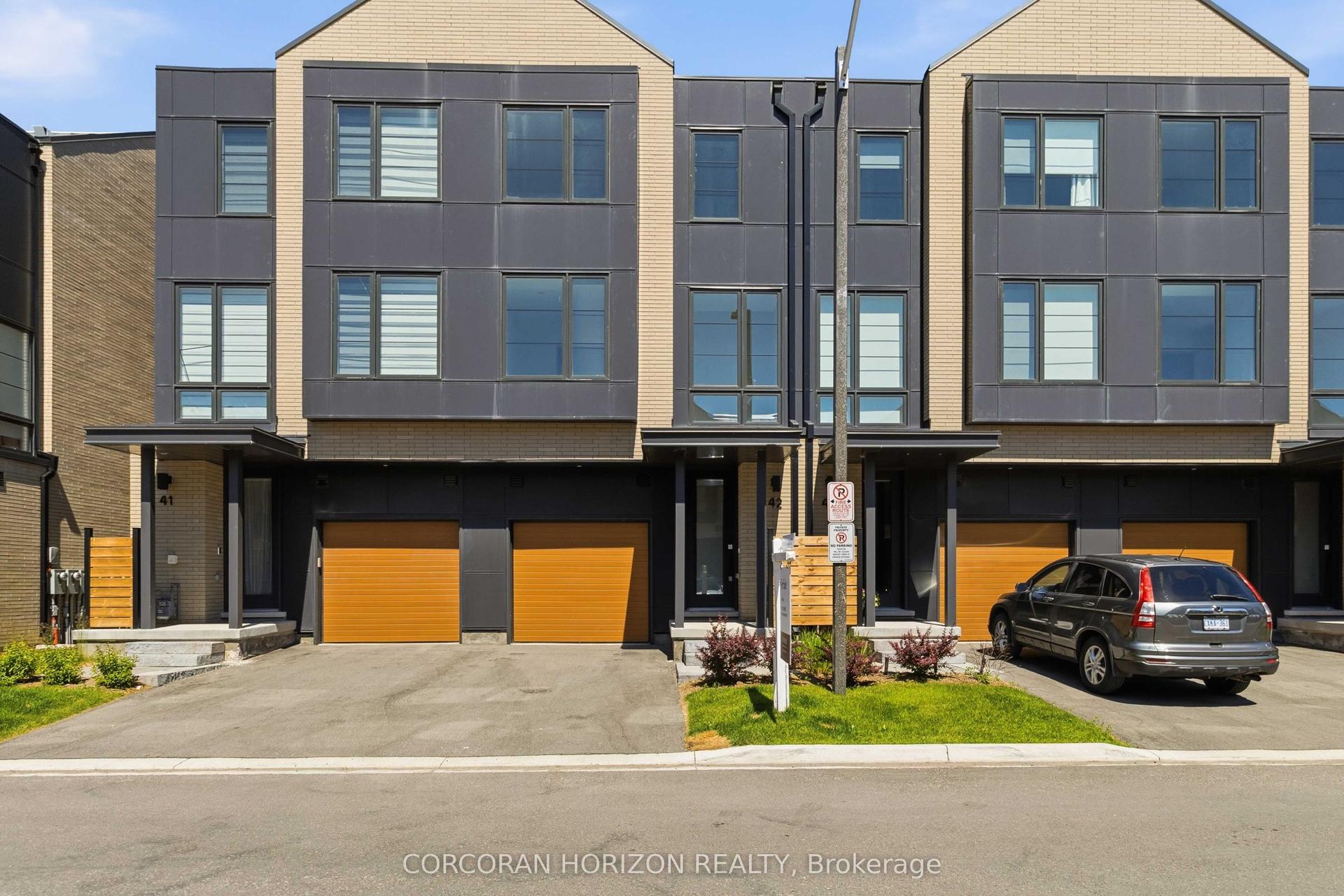 2273 Turnberry Road 42 #42 — photo 1