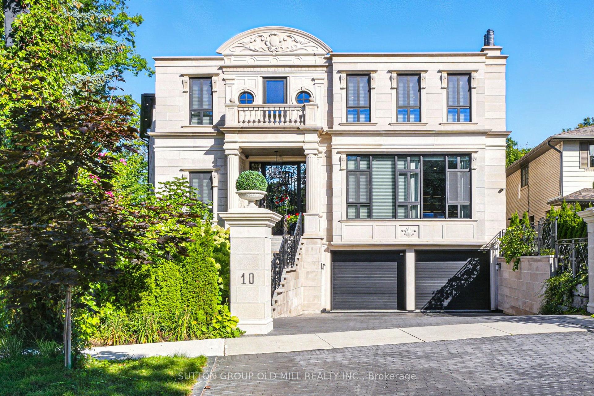 10 Hillavon Drive, Toronto — Detached for sale, photo 1