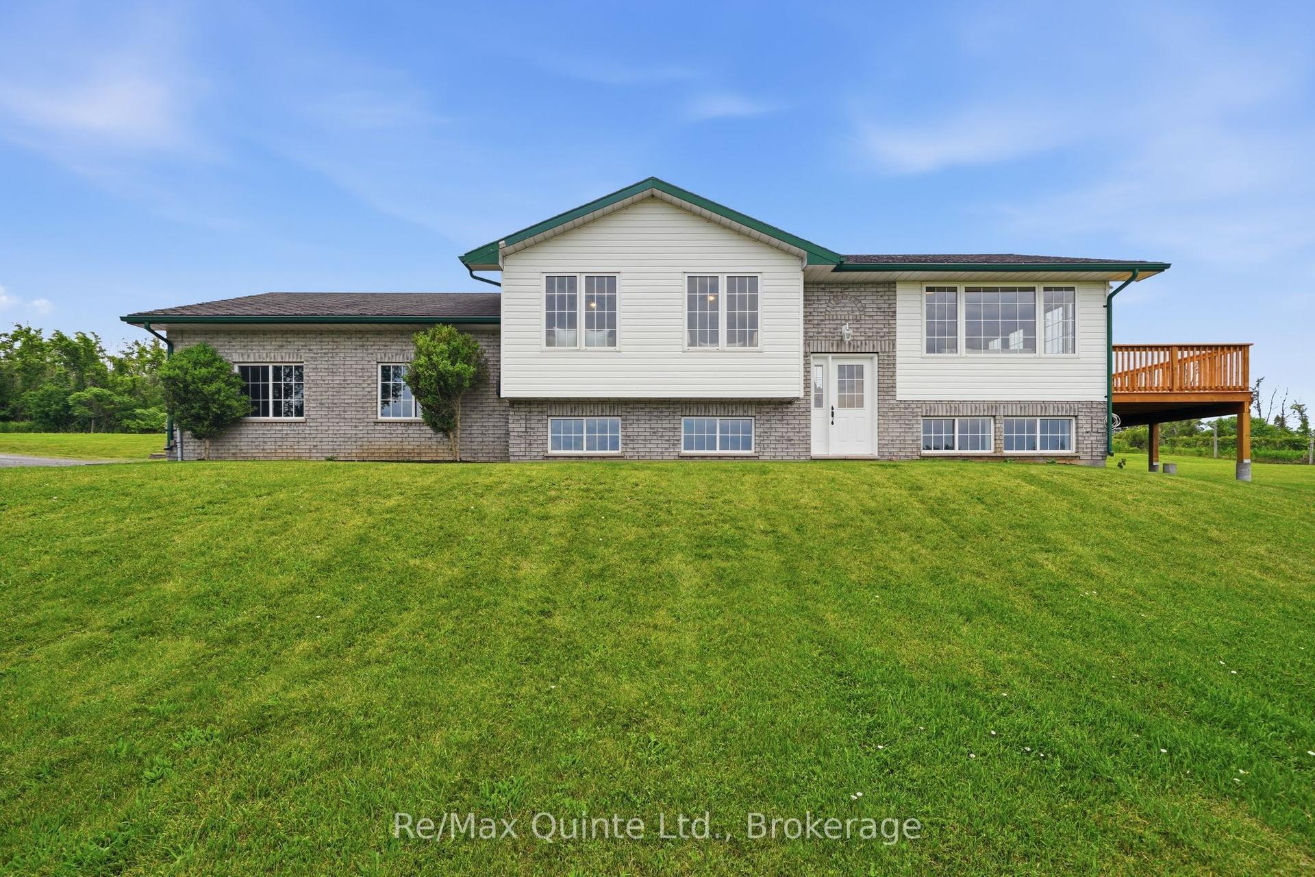 745 Weese Road — photo 1