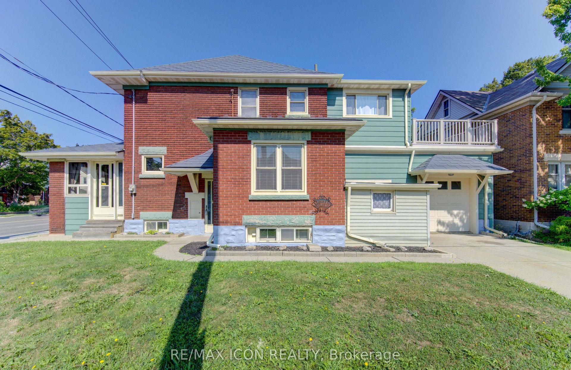 224 Weber Street E, Kitchener — Detached for sale, photo 1