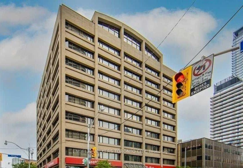 555 Yonge Street W 903 #903, Toronto — Condo for lease, photo 1