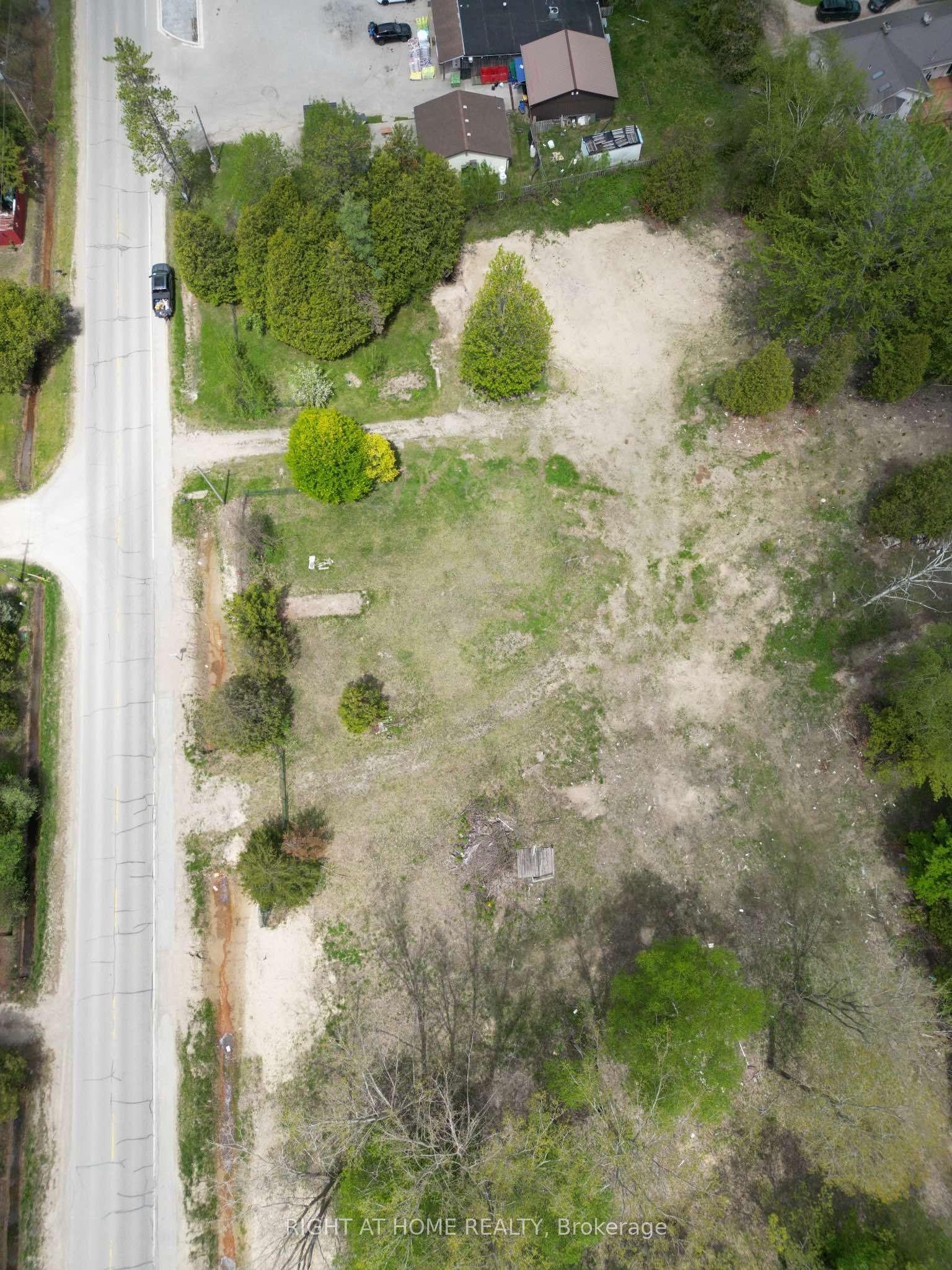 Part 2 W. Ipperwash Road, Lambton Shores — Land for sale, photo 1