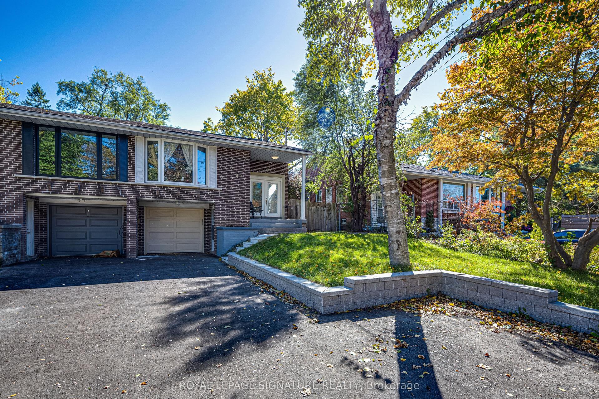 45 Fenelon Drive, Toronto — Semi-Detached for sale, photo 1