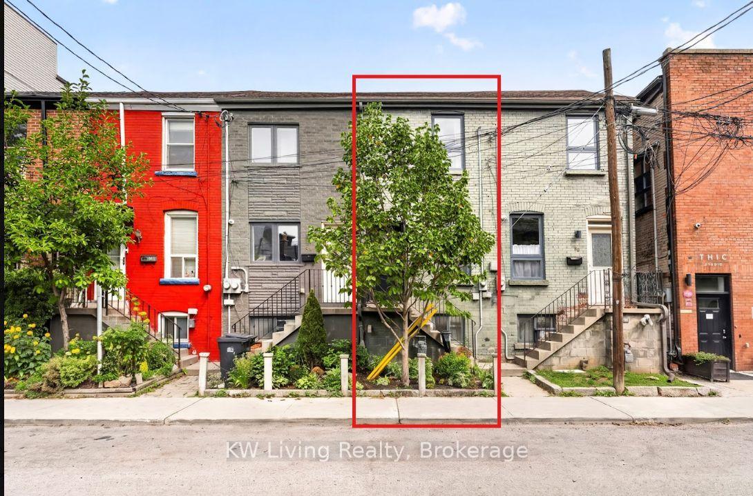 90 Mitchell Avenue, Toronto — Townhouse for sale, photo 1