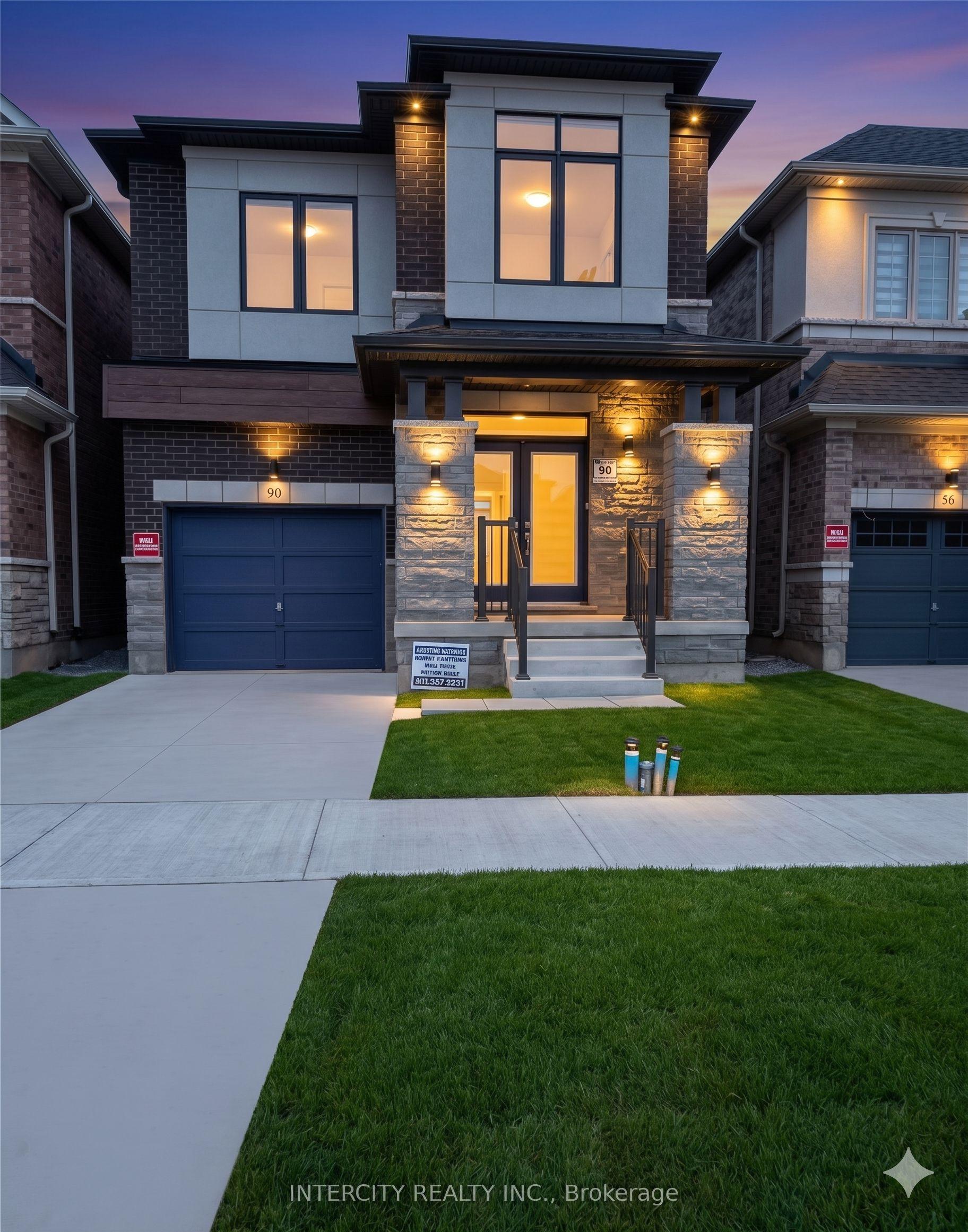 90 Attwater Drive, Cambridge — Detached for lease, photo 1
