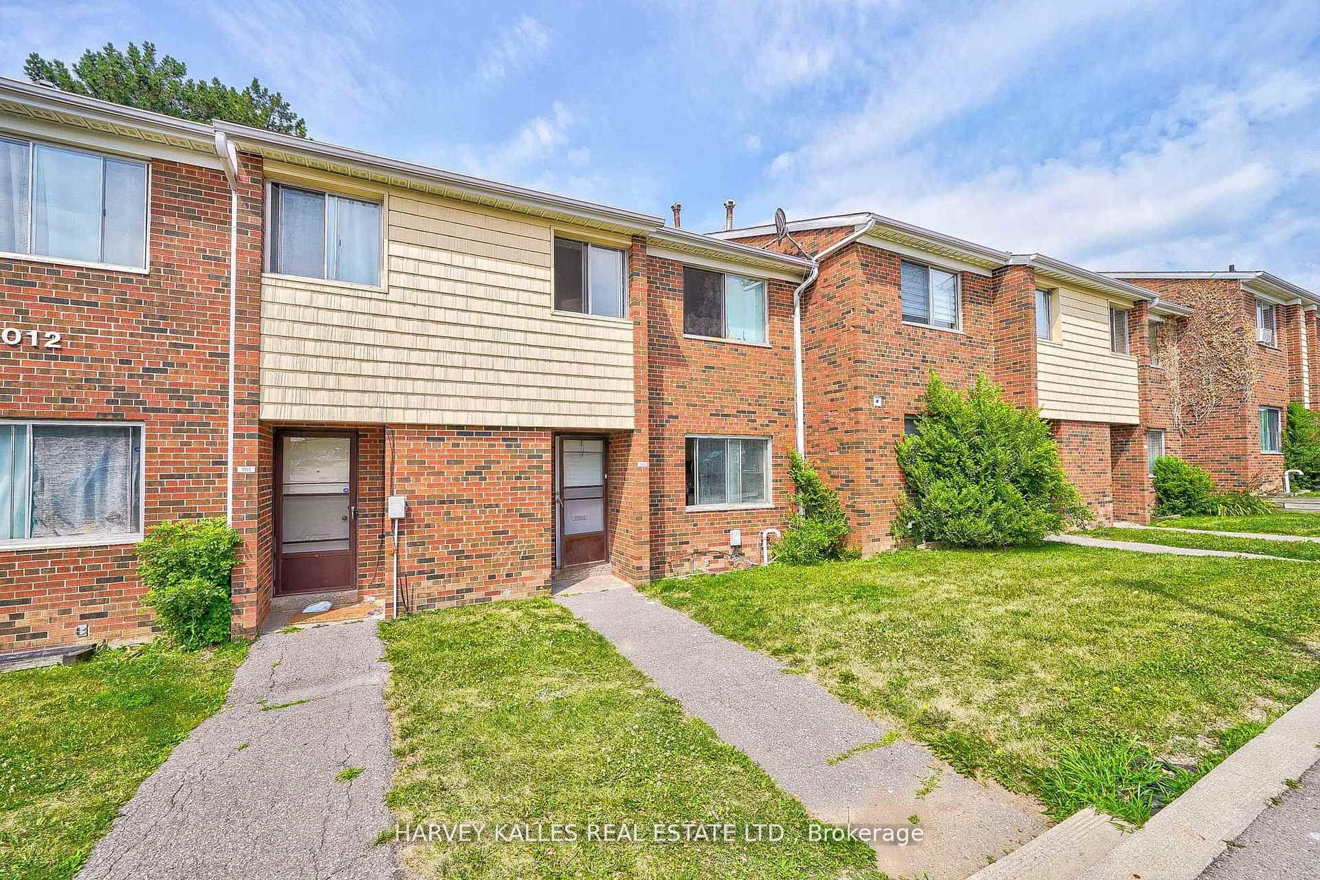 2012 Sheppard Avenue W TH102 #TH102 — photo 1