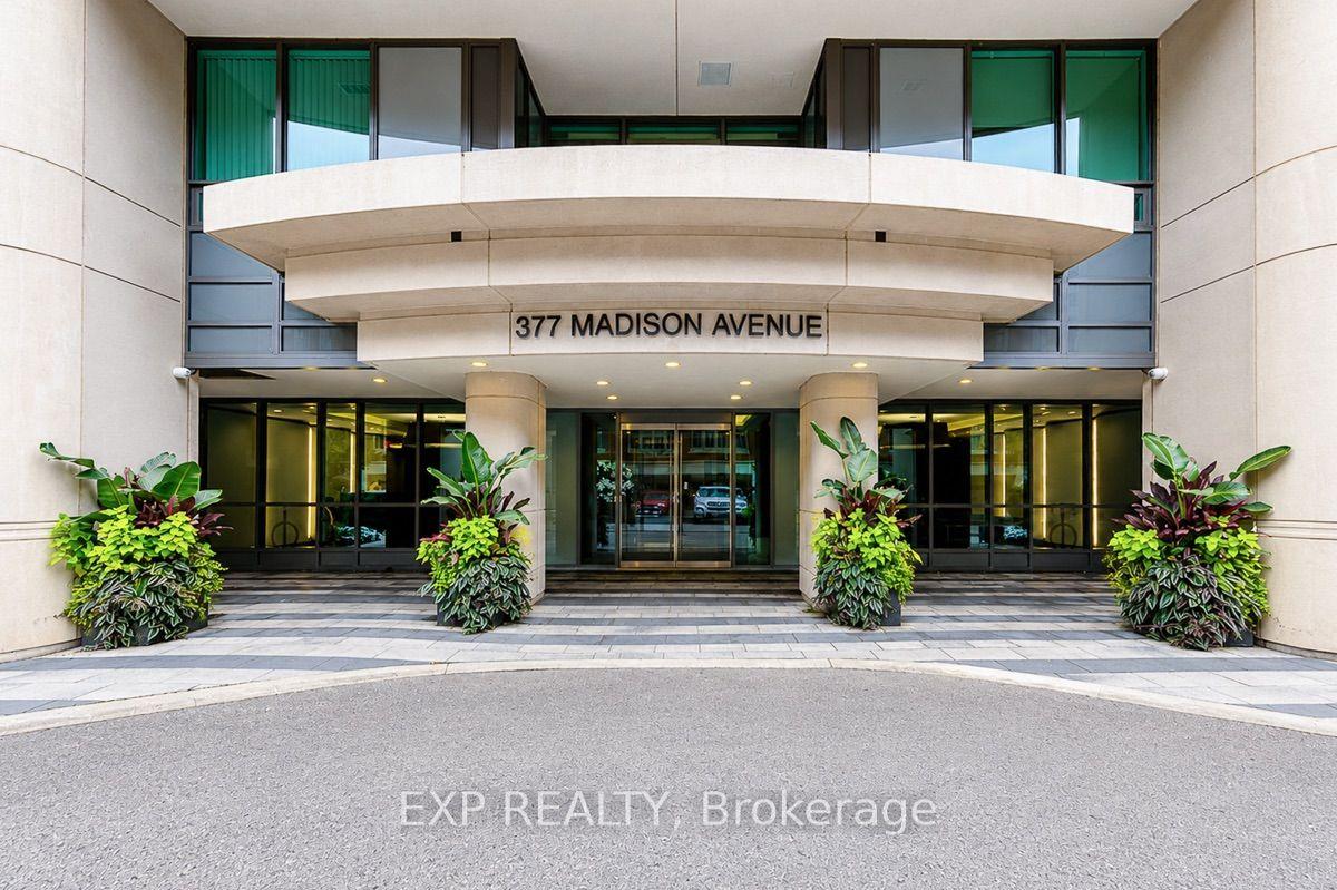 377 Madison Avenue 216 #216, Toronto — Condo for lease, photo 1