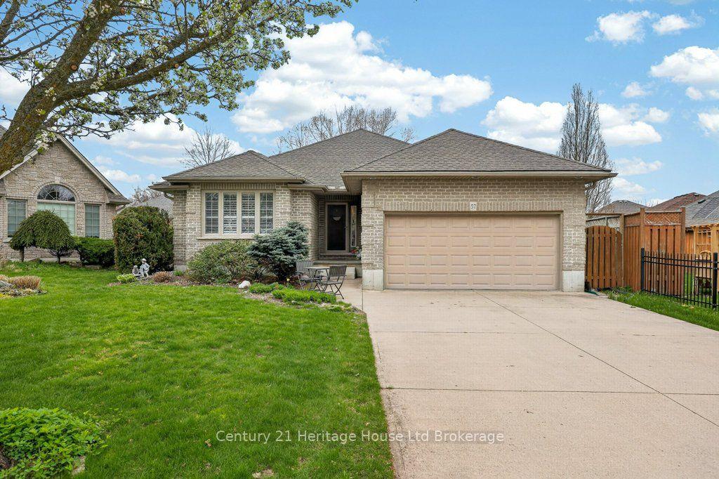 57 WENDY CALDER Place — photo 1