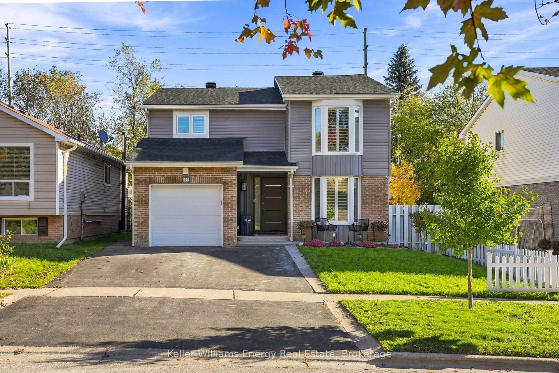 801 Greenbriar Drive, Oshawa — Detached for sale, photo 1