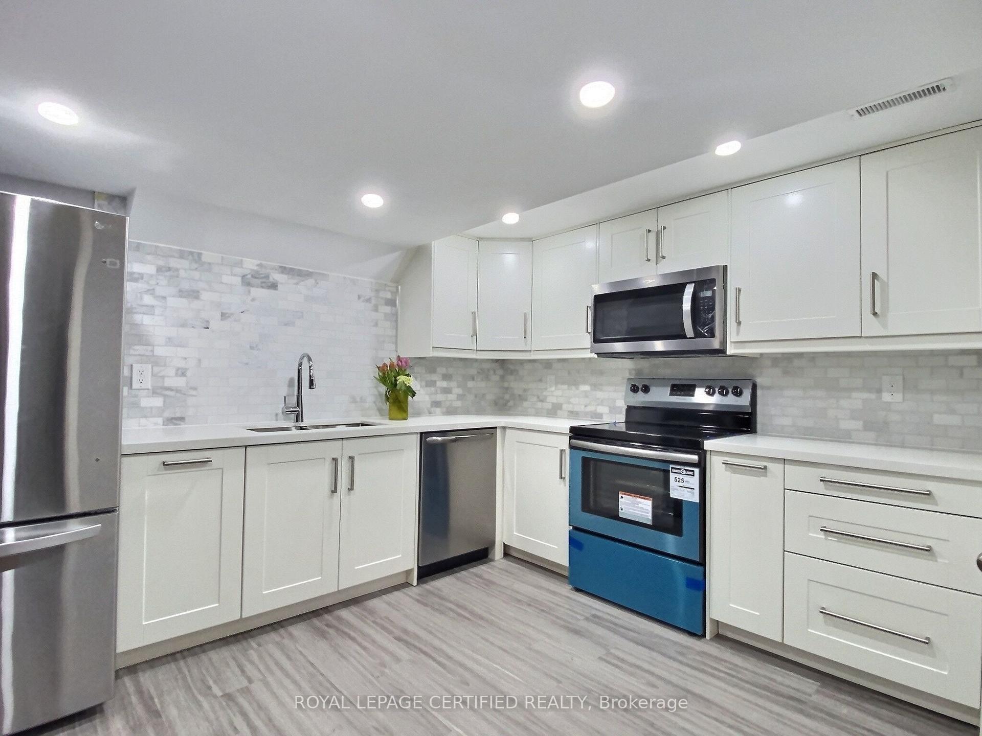 3845 Brinwood Gate W, Mississauga — Detached for lease, photo 1