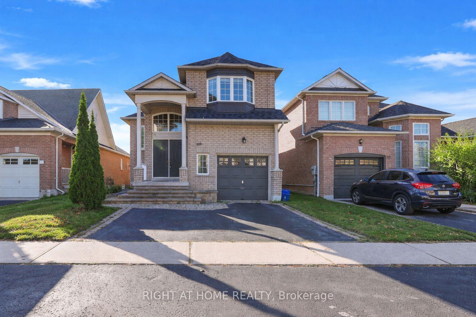 169 Dooley Crescent, Ajax — Detached for lease, photo 1