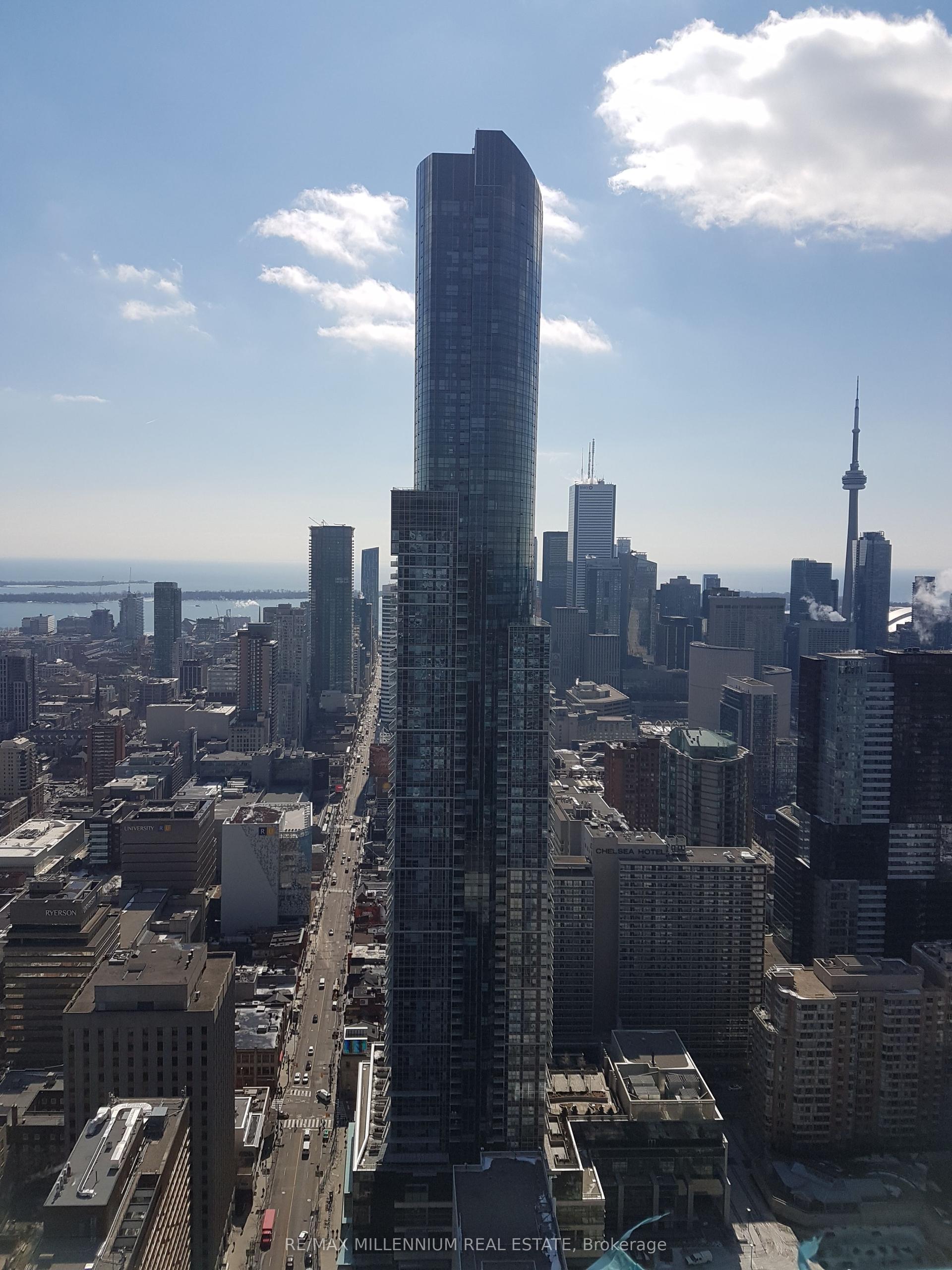 7 Grenville Street 5710 #5710, Toronto — Condo for lease, photo 1