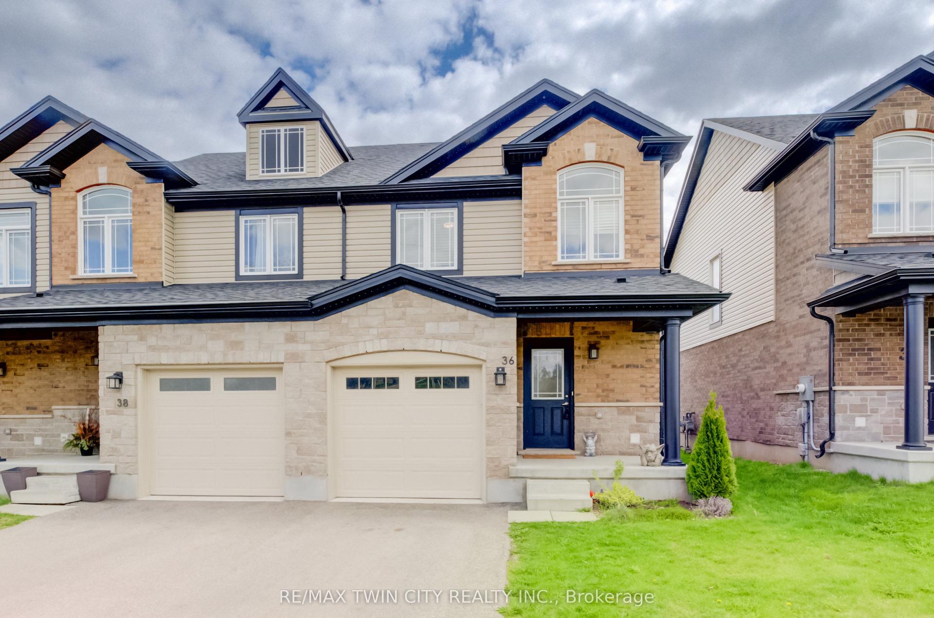 36 Bawcutt Crescent — photo 1
