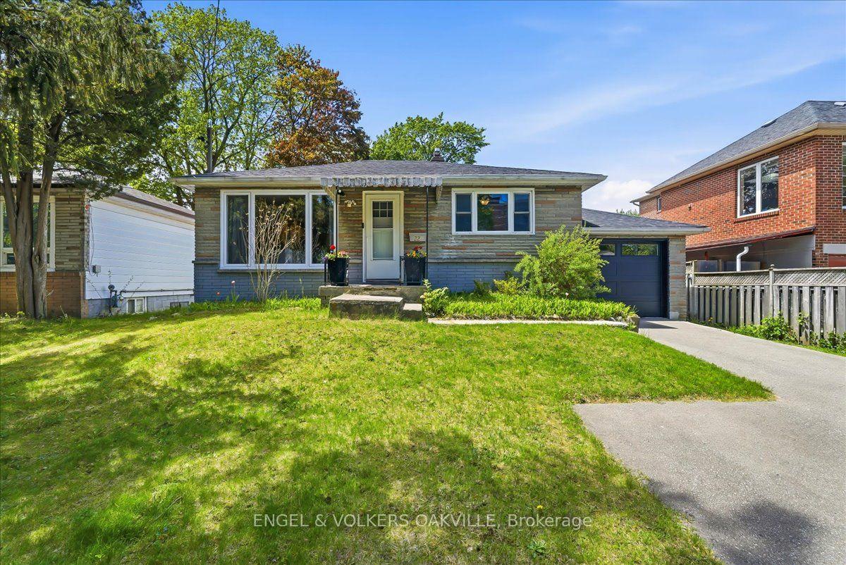 22 Falaise Road — photo 1