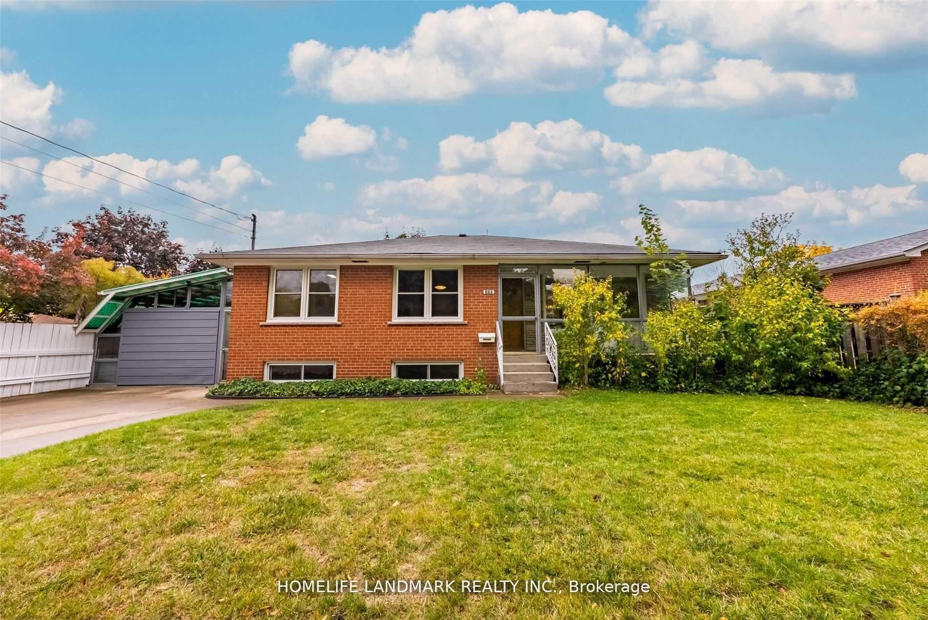 860 Francis Road — photo 1