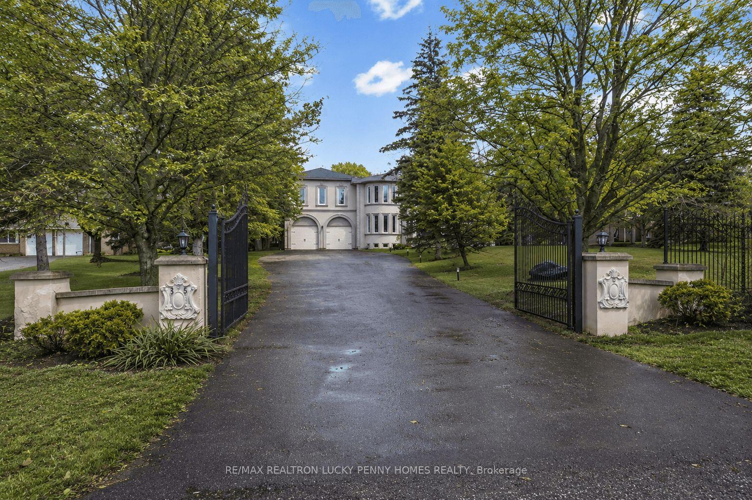 35 Cachet Parkway — photo 1