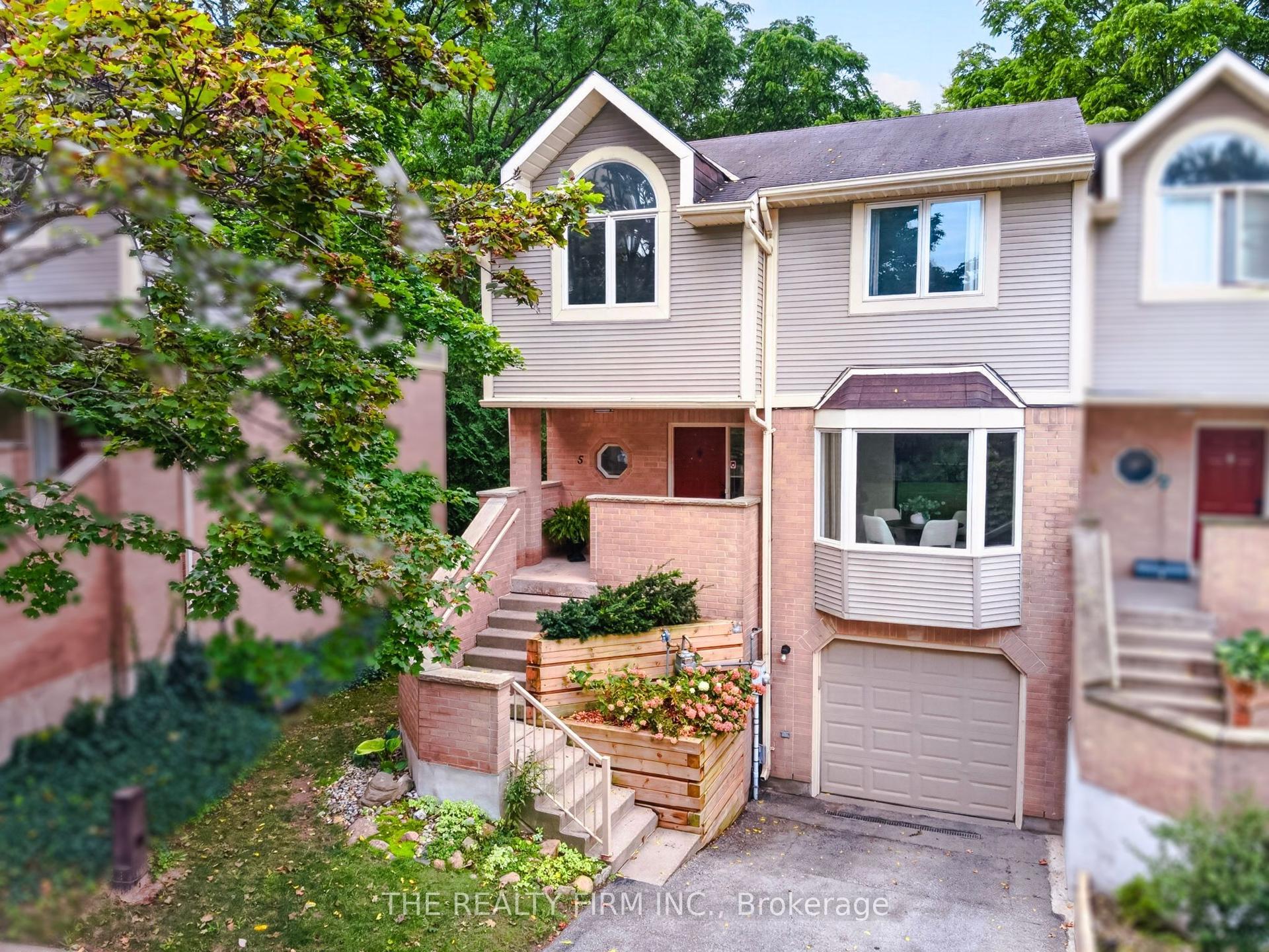 9 Ailsa Place 5 #5, London South — Condo Town for sale, photo 1