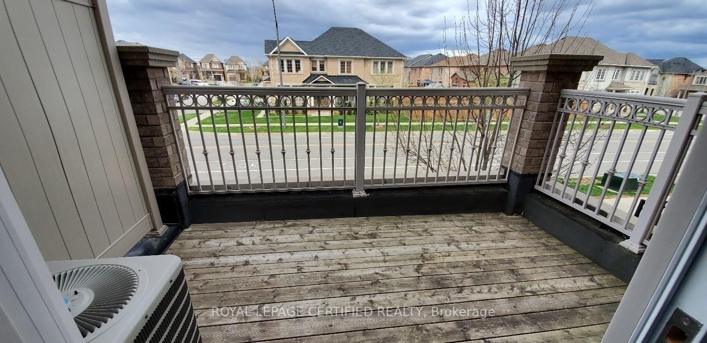 2554 Grand Oak Trail, Oakville — Townhouse for lease, photo 1