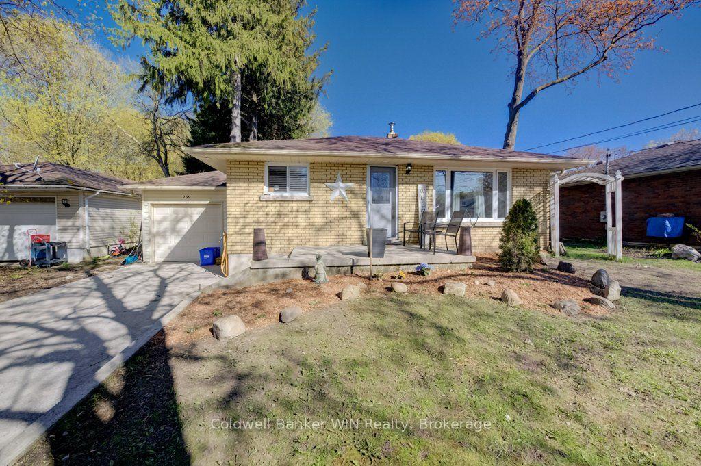259 Birmingham Street E — photo 1