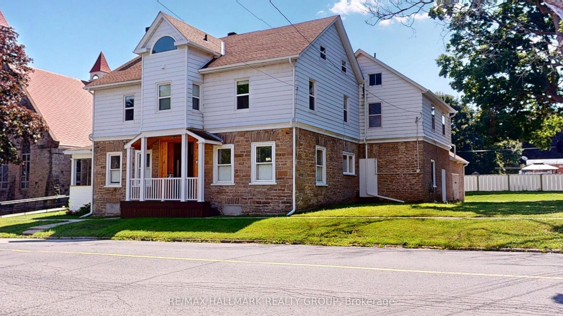 461 N Centre Street N, Prescott — Detached for sale, photo 1