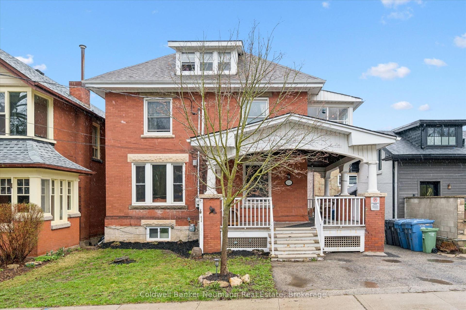 121 Dublin Street N — photo 1