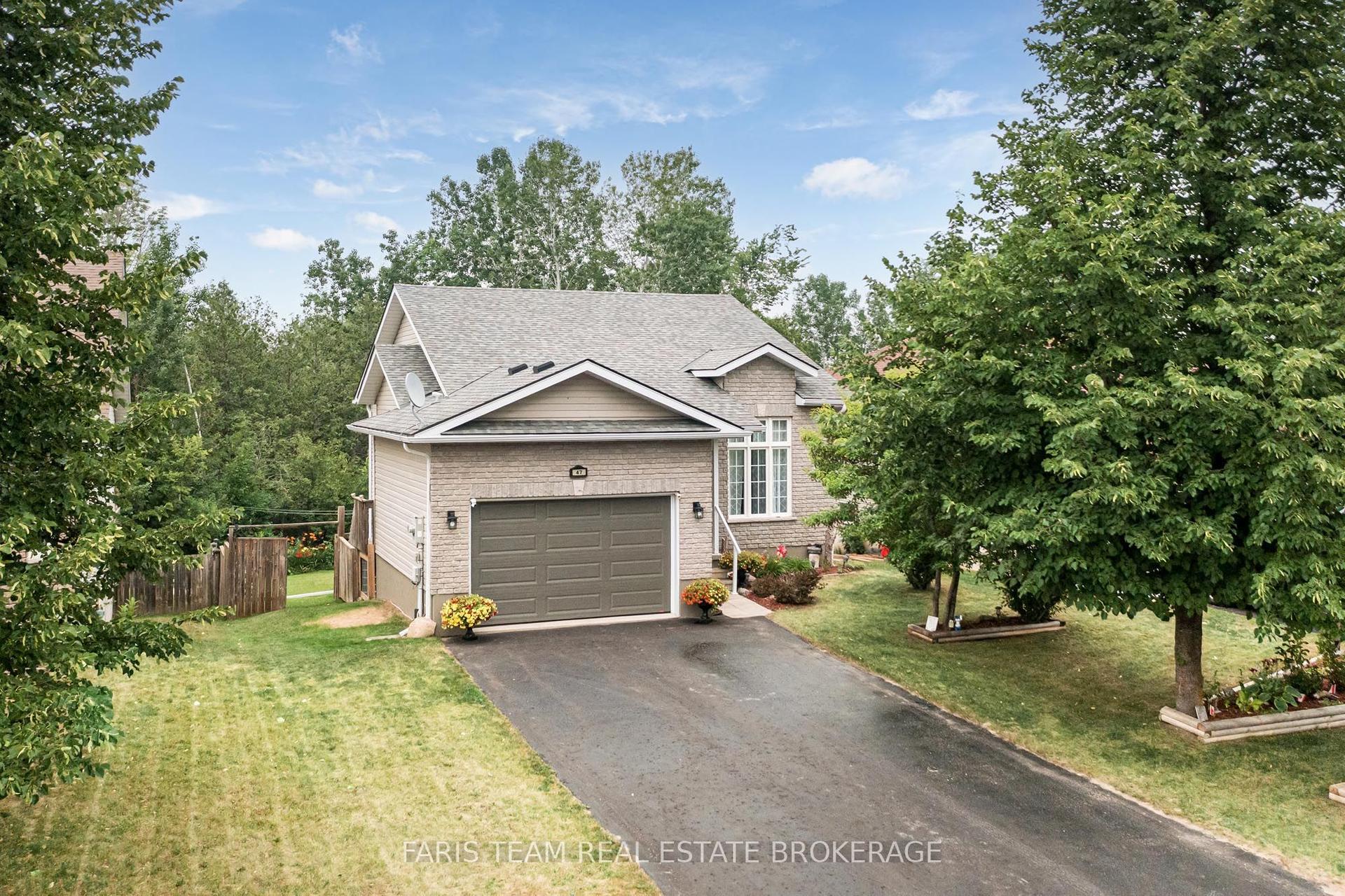 47 Georgias Walk, Tay — Detached for sale, photo 1