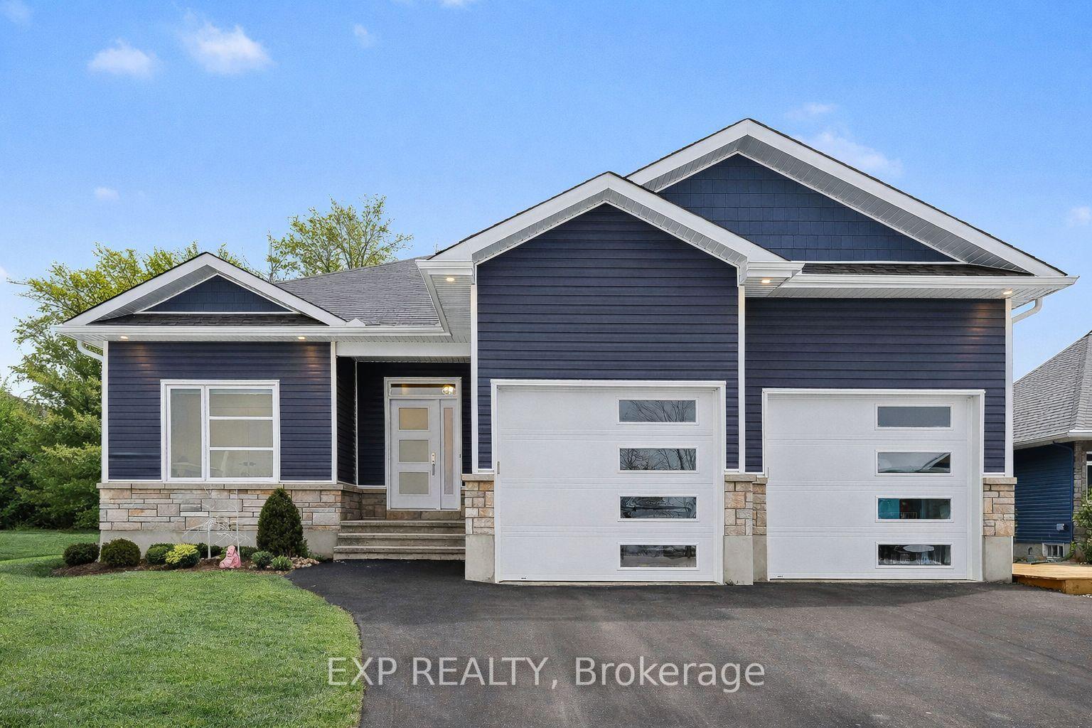 200 Nellie Street — photo 1