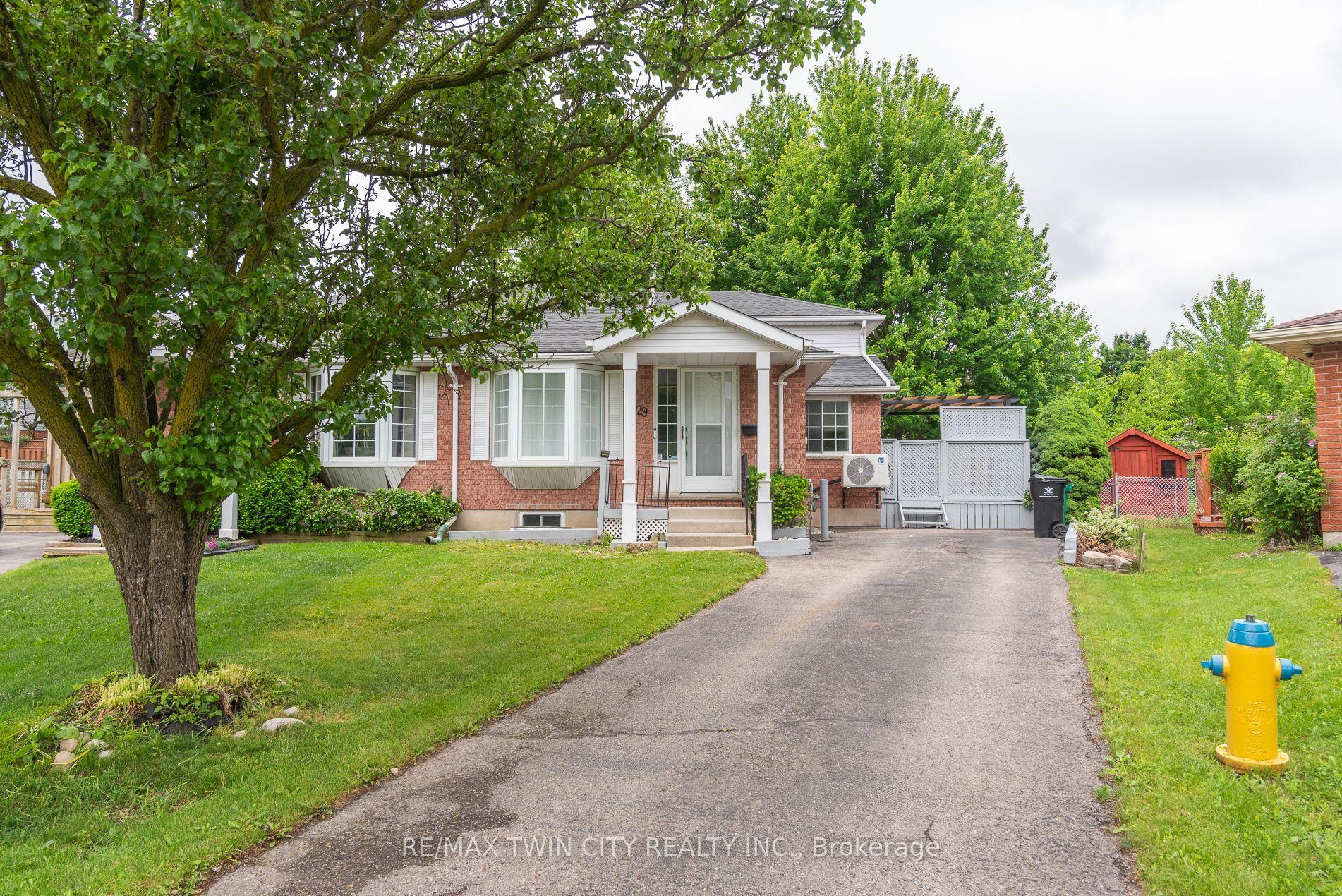 629B Settlersfield Court — photo 1