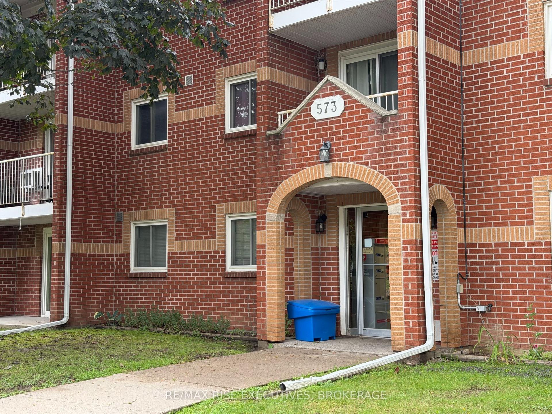573 Armstrong Road 101 #101, Kingston — Condo for sale, photo 1