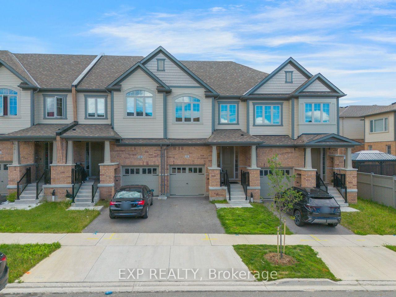 8 Roywood Street, Kitchener — Townhouse for sale, photo 1