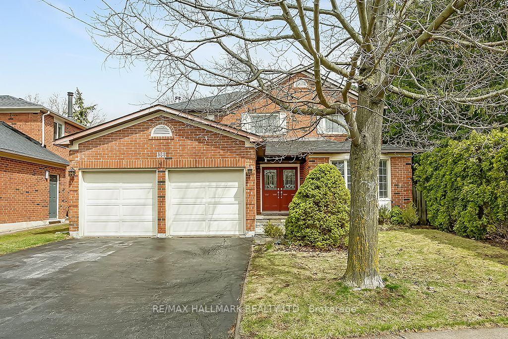 1361 Monks Passage, Oakville — Detached for lease, photo 1