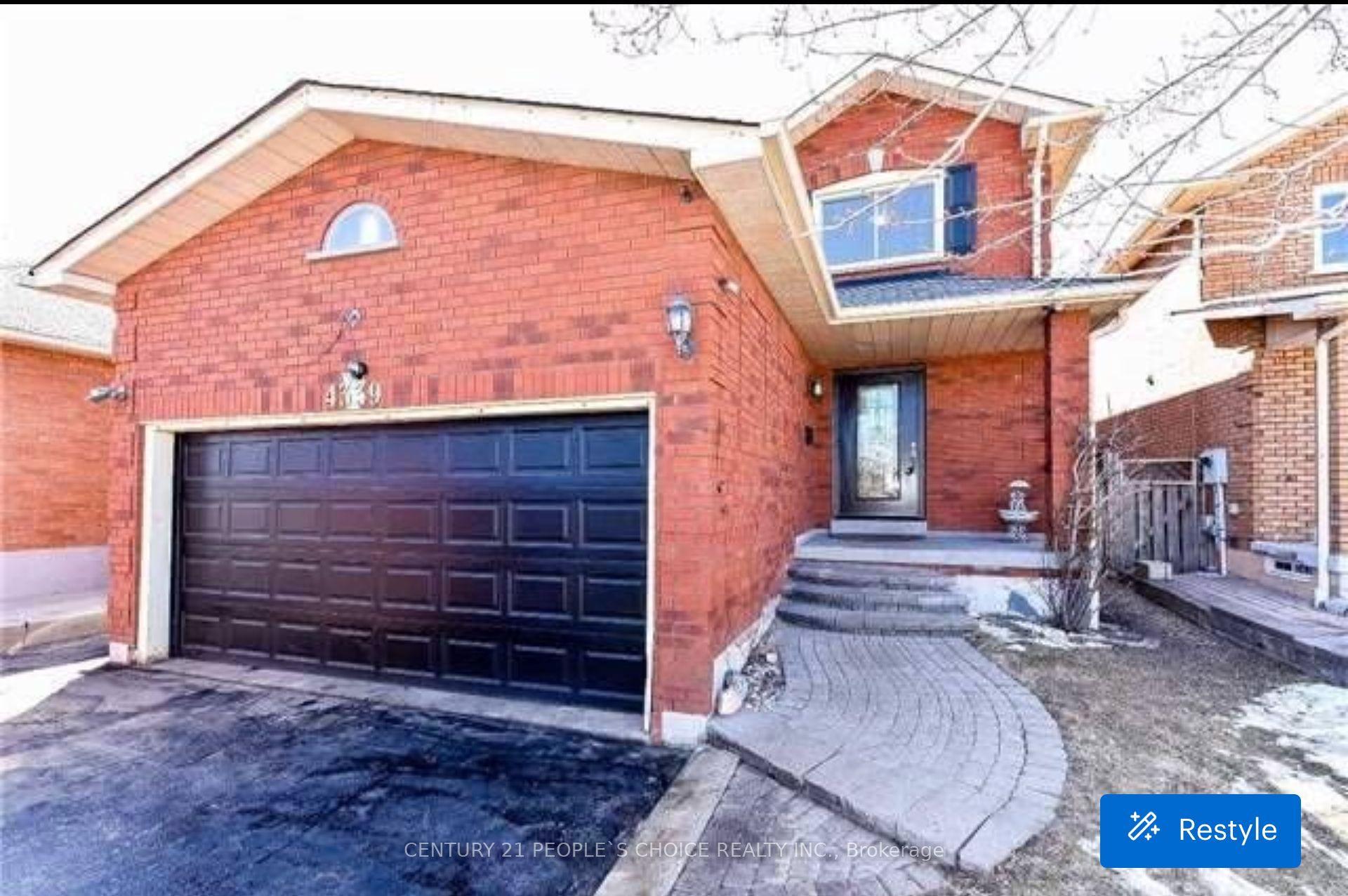 4339 Radisson (upper level) Crescent W, Mississauga — Detached for lease, photo 1