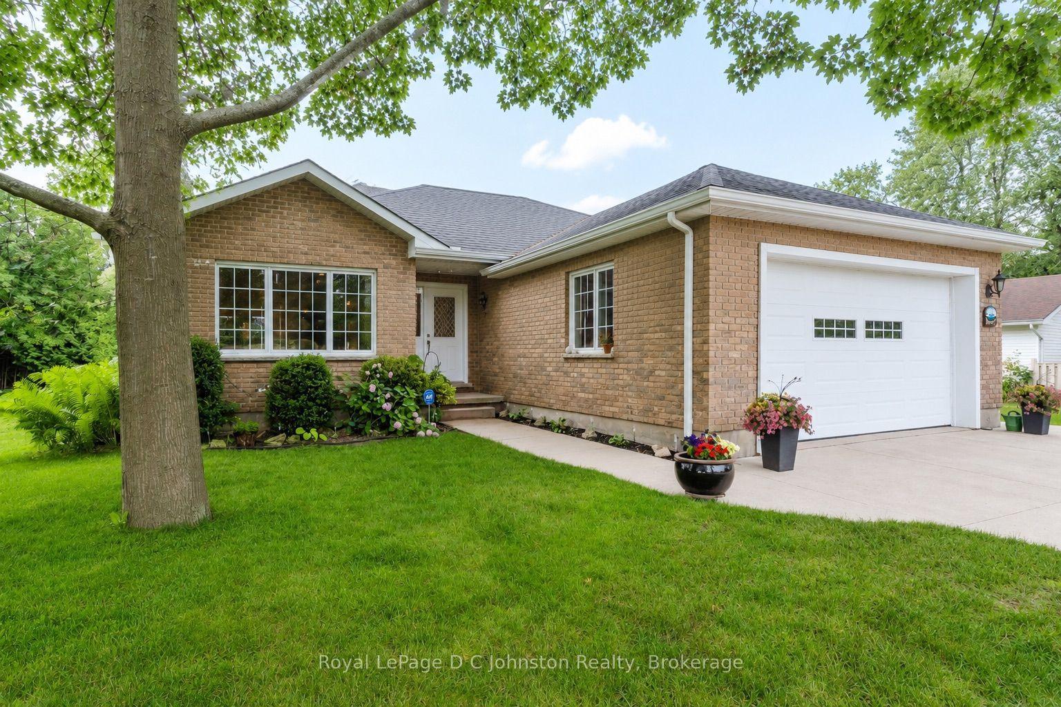 103 GRENVILLE Street N, Saugeen Shores — Detached for sale, photo 1